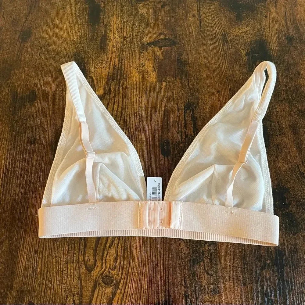 NueSkin Wireless Triangle Bralette - Picture 10 of 11